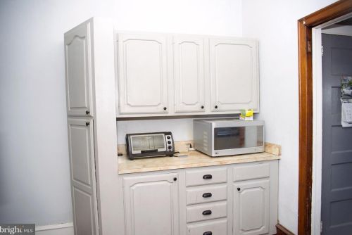 1223 Harrison St, Philadelphia PA 19124-2910 exterior