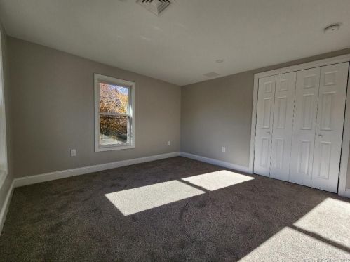 222 Thorpe Ave, Meriden CT  06450-9206 exterior