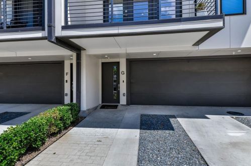 1831 Bennett Ave, Dallas TX  75206-7564 exterior