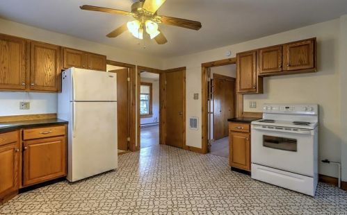 58 Washington St, Wallingford CT 06492-3530 exterior