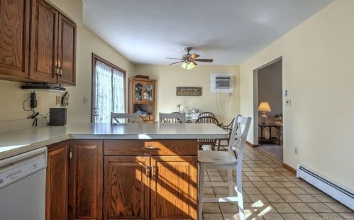 22 Lyda Dr, Milford CT 06460-3756 exterior