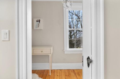 294 Doyle Ave, Providence RI  02906-3355 exterior