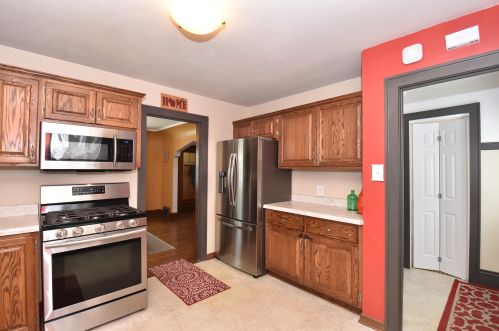 2353 56, Milwaukee WI 53210-2231 exterior