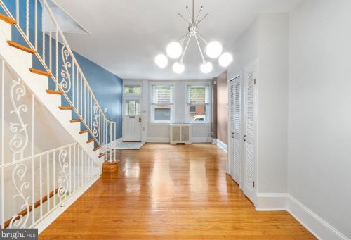 755 10th St, Philadelphia PA  19123-1902 exterior