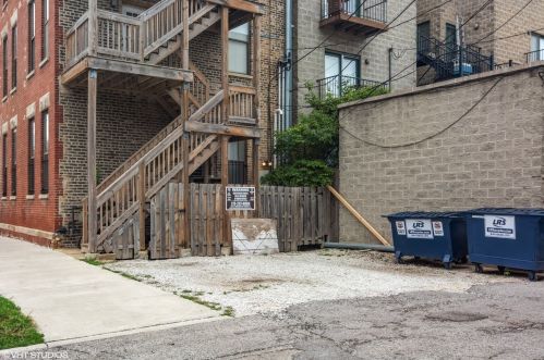 1701 Sheffield Ave, Chicago IL 60614-5525 exterior