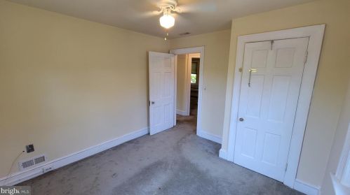 316 Maple Ave, Trenton NJ 08618-3402 exterior