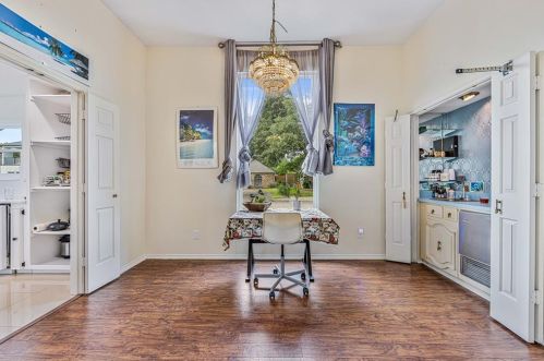 6801 Anglebluff Cir, Dallas TX 75248-4140 exterior