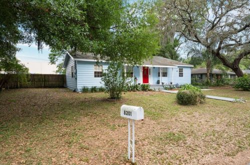8201 Ola Ave, Tampa, FL 33604-2925