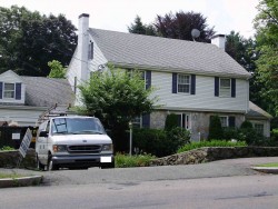 439 Brookline St, Newton, MA 02459-3143