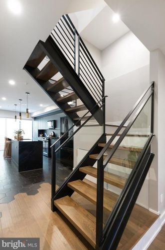 1308 Hancock St, Philadelphia PA 19148-4724 exterior