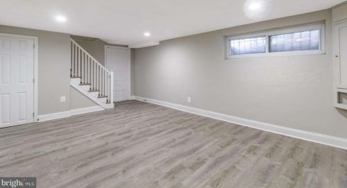 303 Greenwich Ln, Silver Spring MD  20910-4232 exterior