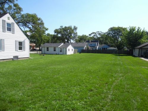 11701 Ridgeway Ave, Chicago, IL 60803-4230