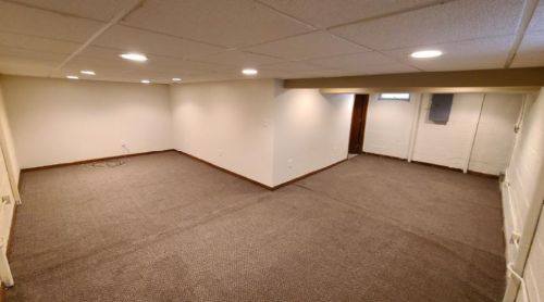 5374 44th St, Milwaukee, WI 53220-5134