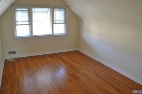 728 Grove Ave, Cliffside Park NJ  07010-2008 exterior