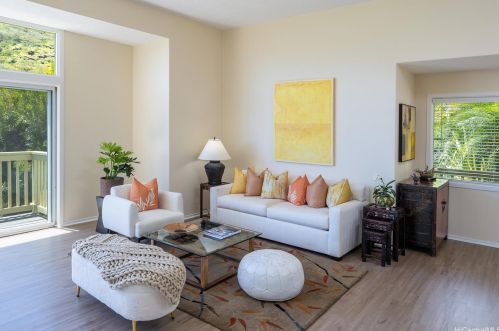 1459 Kalanikai Pl, Honolulu, HI 96821-1201