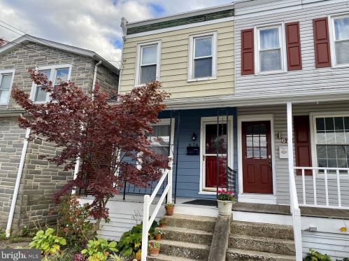 676 Spruce St, Pottstown PA  19464-4624 exterior