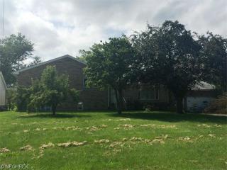 824 Lake St, Vermilion, OH 44001-1347