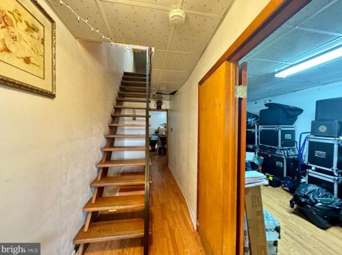 1224 10th St, Philadelphia PA 19147-5040 exterior