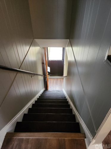 12 Kate Ln, Metuchen NJ  08840-2203 exterior