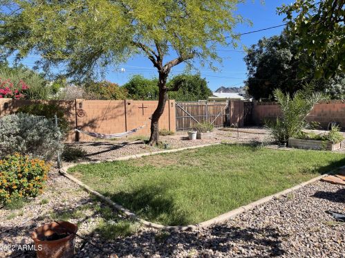 826 El Caminito Dr, Phoenix, AZ 85020-3459