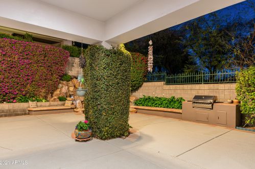 6413 31st St, Phoenix AZ 85008-1127 exterior