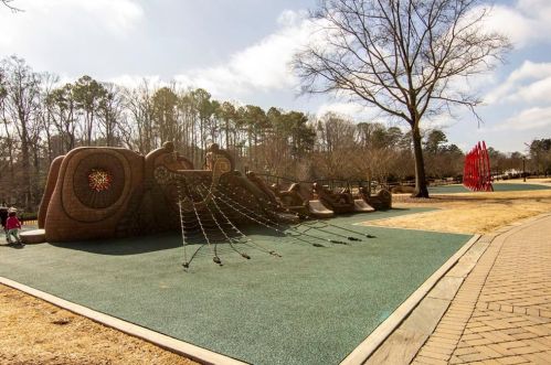 6688 Brandon Ml Rd, Atlanta GA 30328-2031 exterior