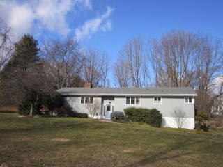 10 Brockden Dr, Mendham, NJ 07945-3007