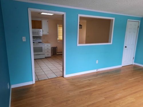 75 Puritan Rd, Springfield MA 01119-2953 exterior