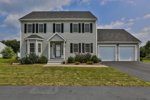 58 Sorrento Ave, Methuen, MA 01844-6331