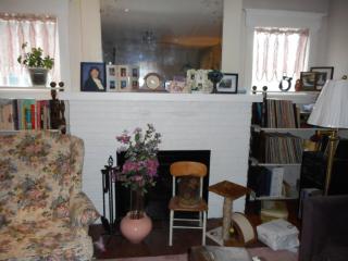 314 John St, Champaign IL  61820-5695 exterior