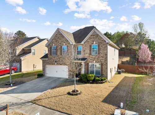 7661 Outcrop Pass, Lithonia, GA 30058-6542