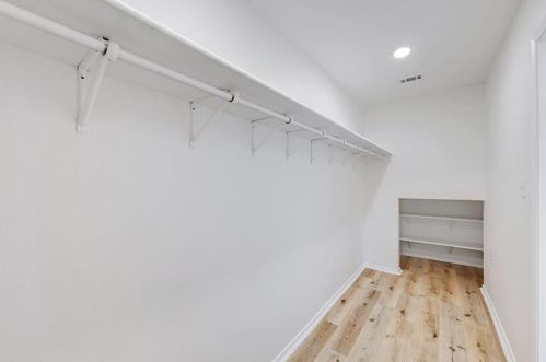 8029 Evadean Cir, Austin TX 78745-8004 exterior