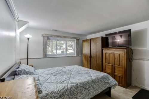 174 Harrison Rd, Parsippany NJ 07054-2547 exterior