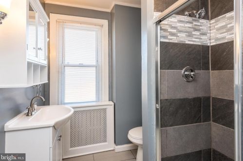 534 Benner St, Philadelphia PA 19149-3435 exterior