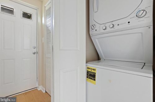 1269 16 St, Washington DC 20002-2555 exterior