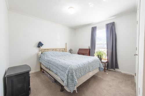 52 Longmeadow Dr, Concord NH 03301-3413 exterior