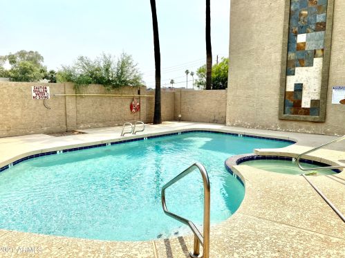 1241 48th St, Phoenix AZ  85008-5946 exterior