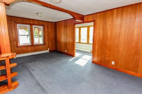 387 Putnam Pike, Killingly CT 06241-1608 exterior