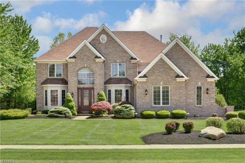 3151 Regency Pl, Cleveland OH  44145-6735 exterior