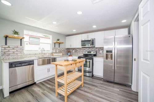 4811 30th St, Tampa FL  33610-6328 exterior