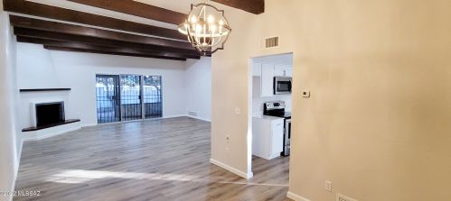 5825 Placita Esplendora, Tucson AZ  85718-4522 exterior