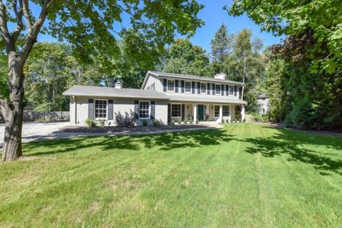 9029 Lake Dr, Milwaukee, WI 53217-1943