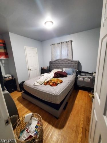 80 Augusta St, Irvington NJ 07111-3411 exterior