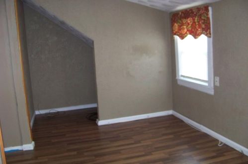 11 Blaine St, Providence RI 02919-4103 exterior