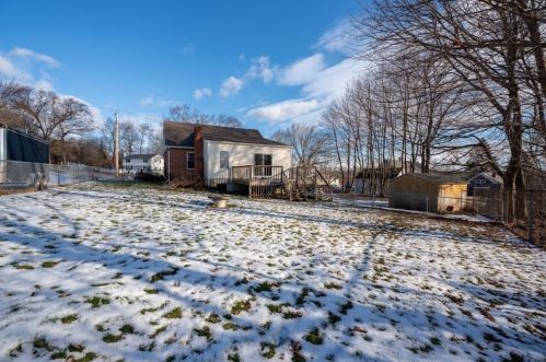 119 Highland Ave, West Springfield MA 01089-1017 exterior