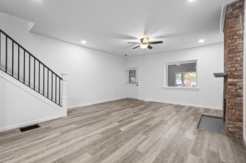 436 Arabella St, Pittsburgh PA  15210-1402 exterior