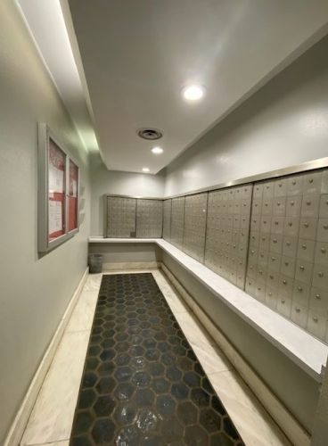 6171 Sheridan Rd, Chicago IL 60660-2802 exterior