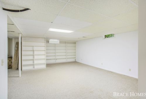 2203 Radcliff Cir, Grand Rapids MI 49546-7725 exterior