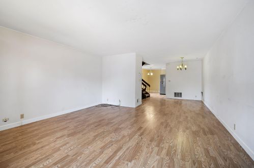 8949 70, Milwaukee WI 53223-2113 exterior