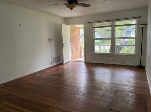 408 Morton St, Denison TX  75021-2722 exterior